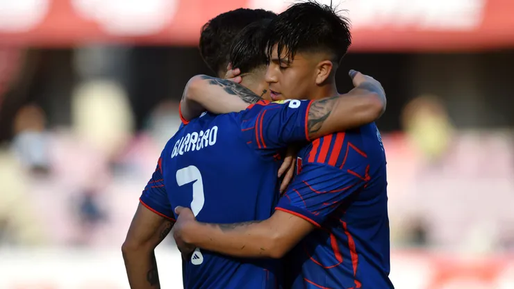 Maximiliano Guerrero firmó hasta 2028 con U de Chile.
