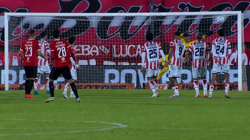 Maxi Gutiérrez anotó un golazo para el Rojo de Avellaneda.
