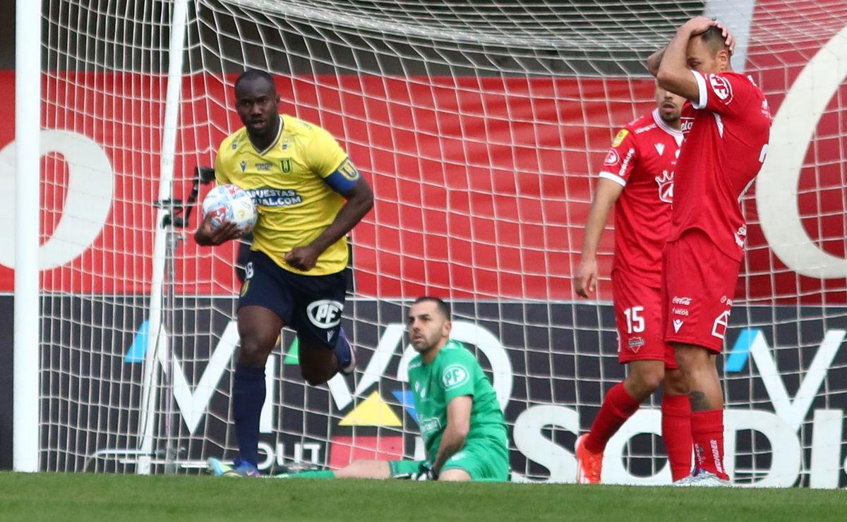 Efecto Waterman: Las claves del heroico empate de la U de Conce ante Ñublense