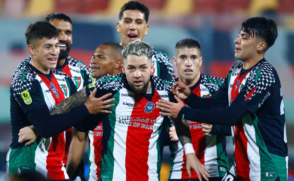 Pronósticos Palestino vs Deportivo Riestra: el Tino busca despedirse con una alegría