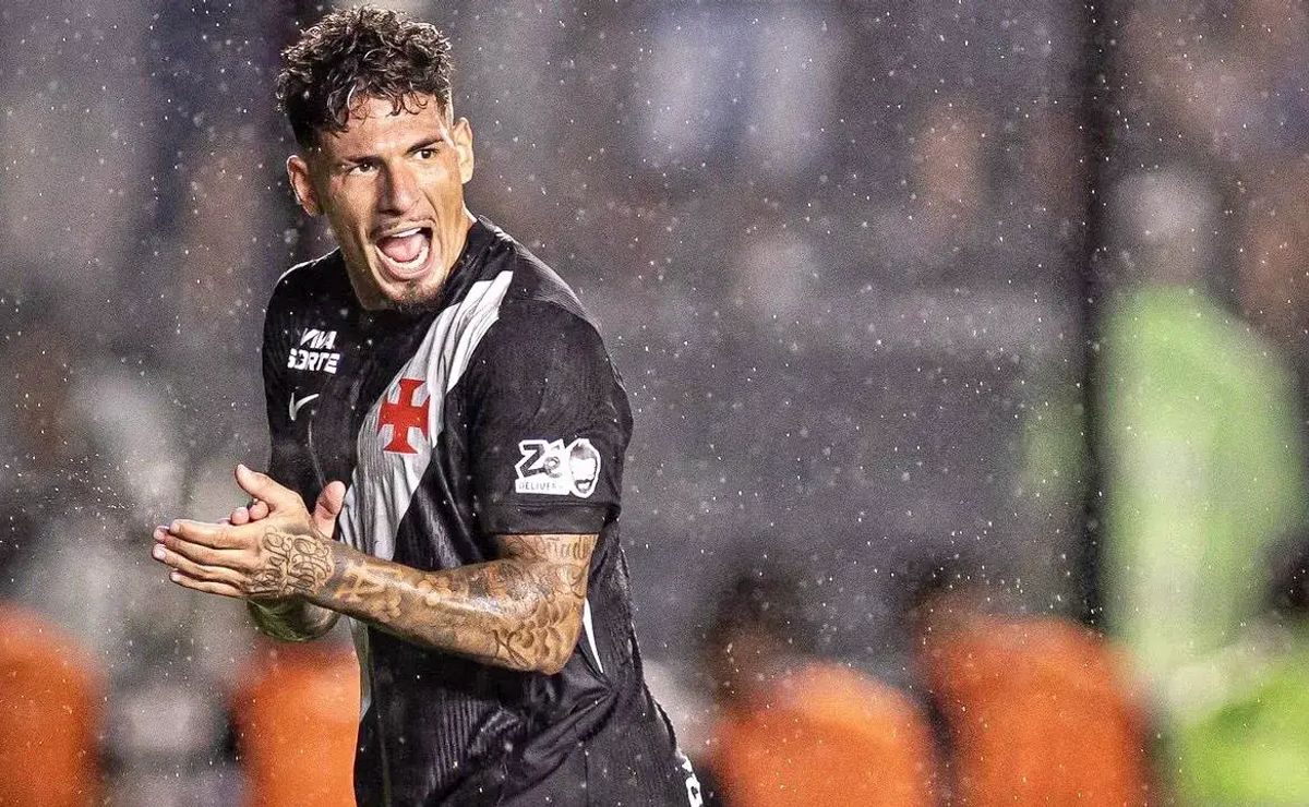 Alan Saldivia vive calvario en Brasil: Barra brava de Vasco da Gama exige su salida