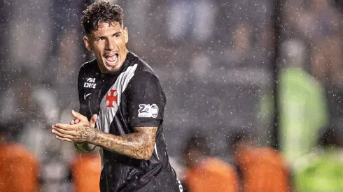 Alan Saldivia vive su peor momento en Vasco da Gama.