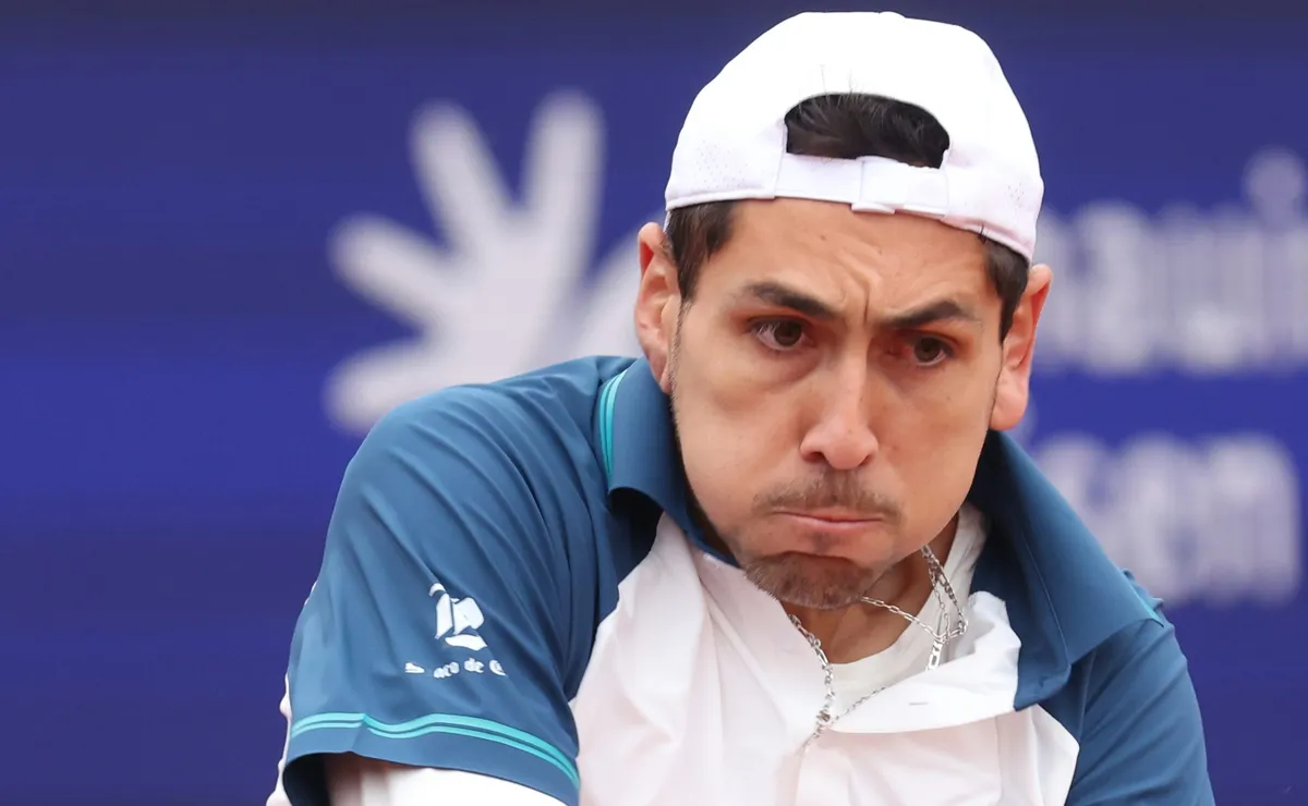 Alejandro Tabilo arrasa en su debut en Roland Garros Alejandro Tabilo arrasa en su debut en Roland Garros