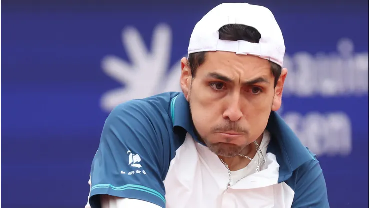 Alejandro Tabilo clasificó a segunda ronda en Roland Garros.