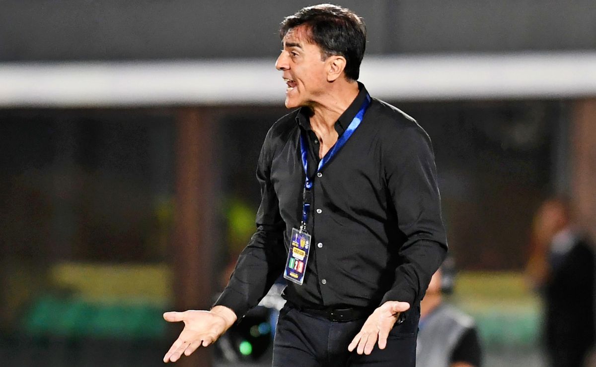 Gustavo Quinteros lo pide: Independiente va por fichaje de otro seleccionado chileno