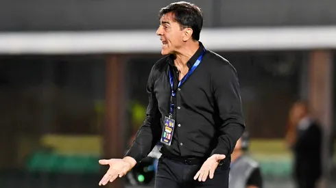 Gustavo Quinteros quiere a otro seleccionado chileno en Independiente.