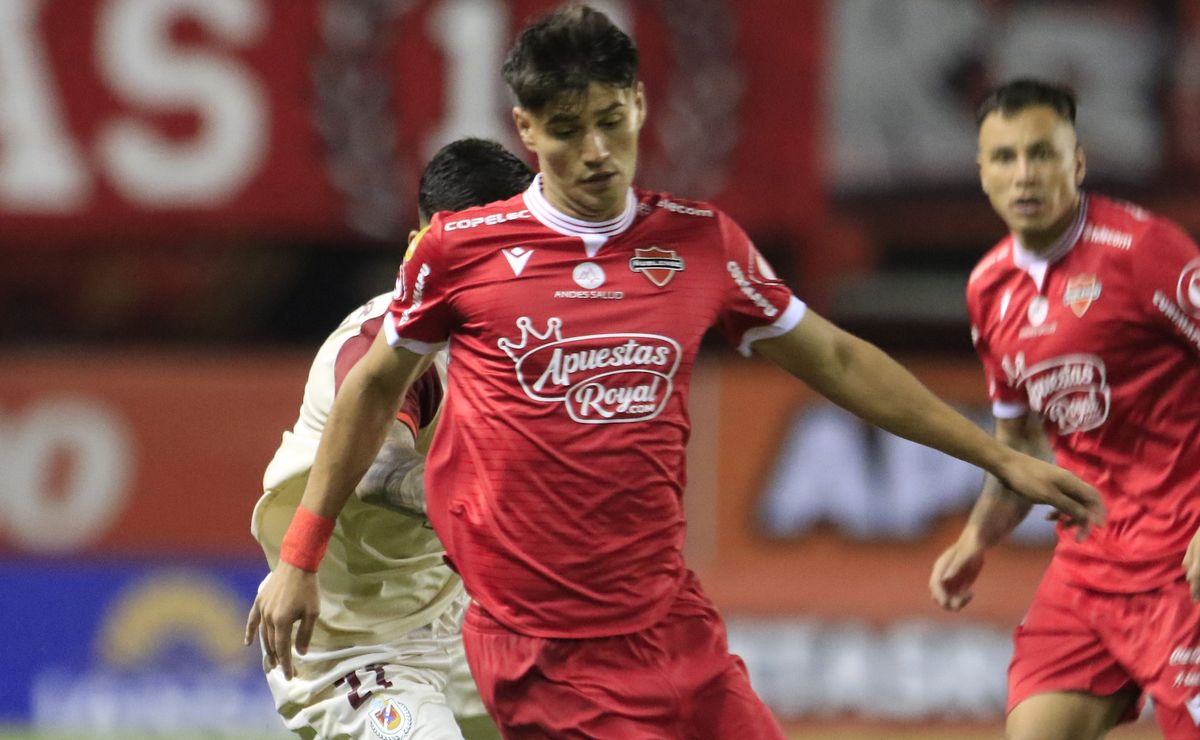Ñublense pierde a Giovanny Ávalos por una grave lesión: “Será operado”