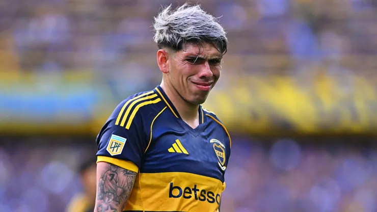 Carlos Palacios afuera del partido de Boca ante Católica.