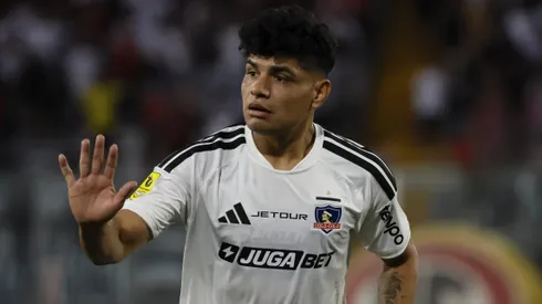 Esteban Paredes ve a Claudio Aquino fuera de Colo Colo