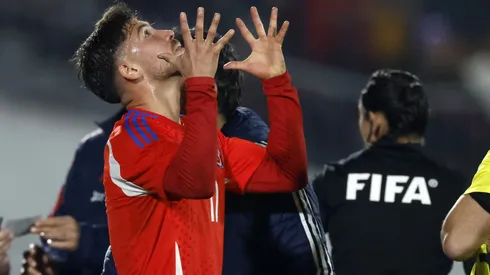 El Pipe Loyola afina detalles para un doble desafío contra equipos mundialistas.