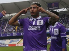Ethan Espinoza pone paños fríos a rumores de salida de Concepción
