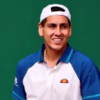 Tabilo gana su duelo "más fácil en la historia" y avanza en Roland Garros