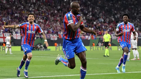 Crystal Palace campeón de la Conference League contra el Rayo.