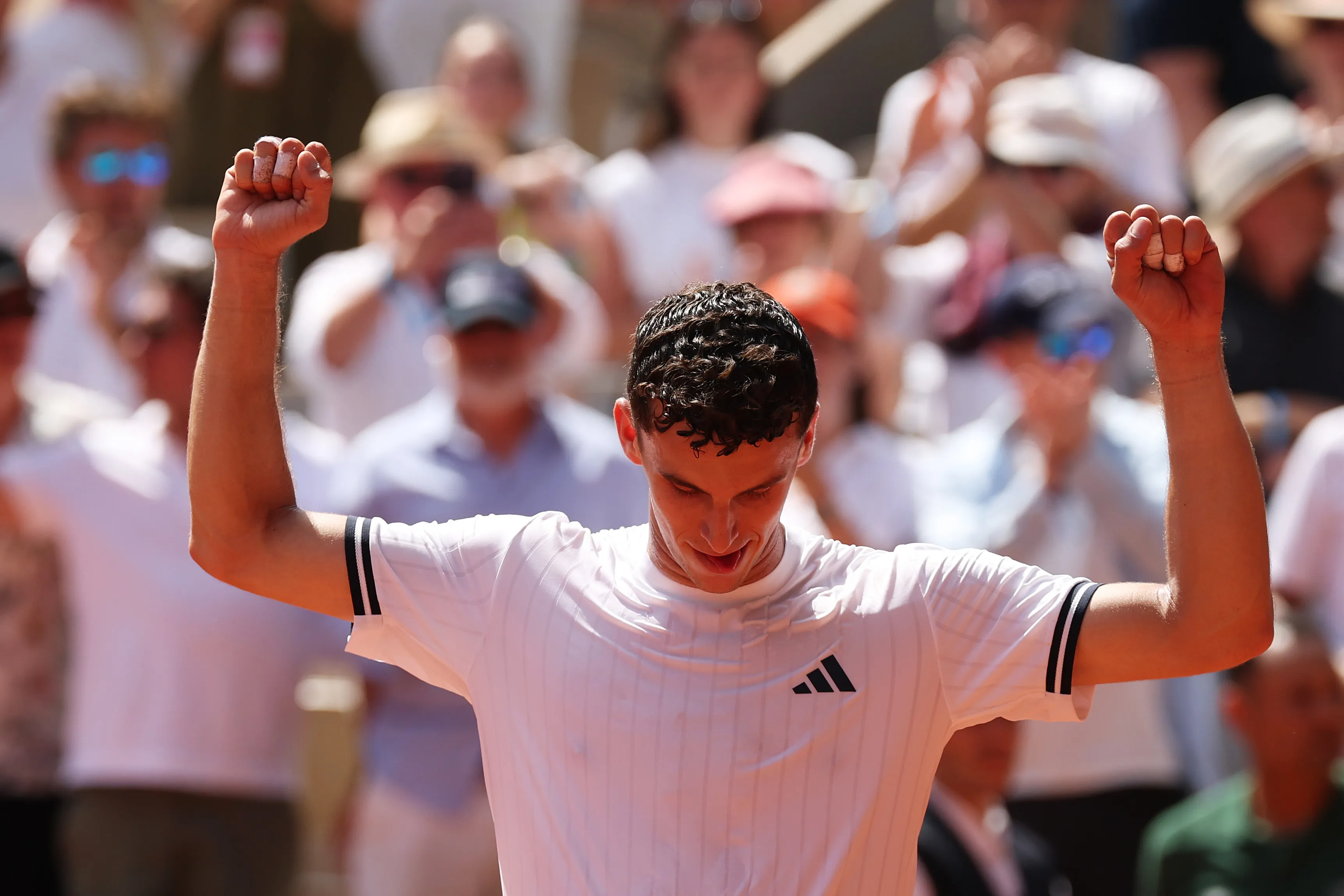 Juan Manuel Cerúndolo clasificó a tercera ronda en Roland Garros. (Photo by Matthew Stockman/Getty Images)