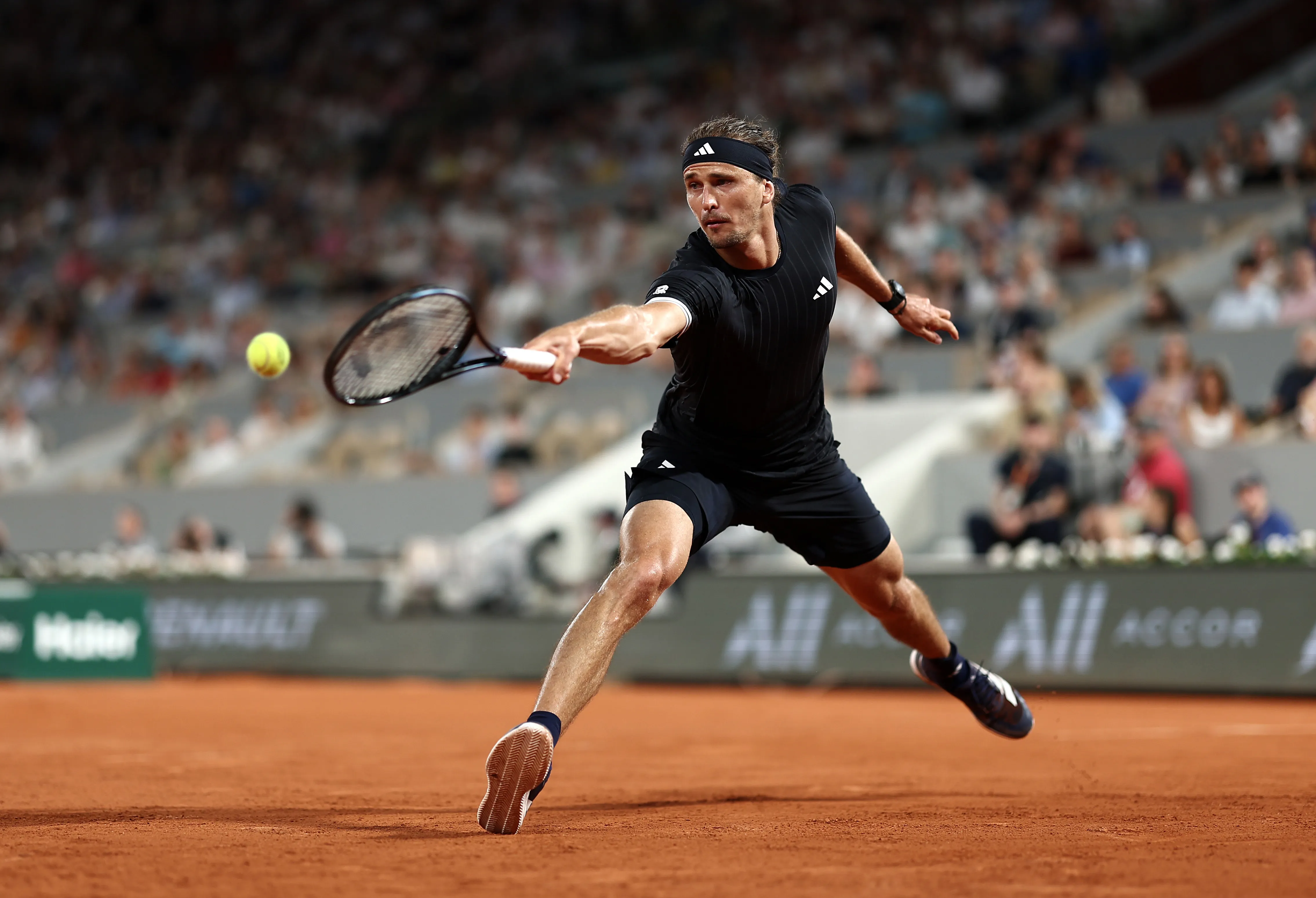 Alexander Zverev va por el título en Roland Garros. (Photo by James Fearn/Getty Images)