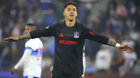 Javier Correa no sólo marcó goles en Colo Colo ante Católica.