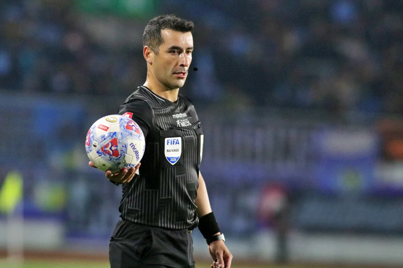 Fernando Vejar, el árbitro de La Serena vs. Colo Colo (Photosport)