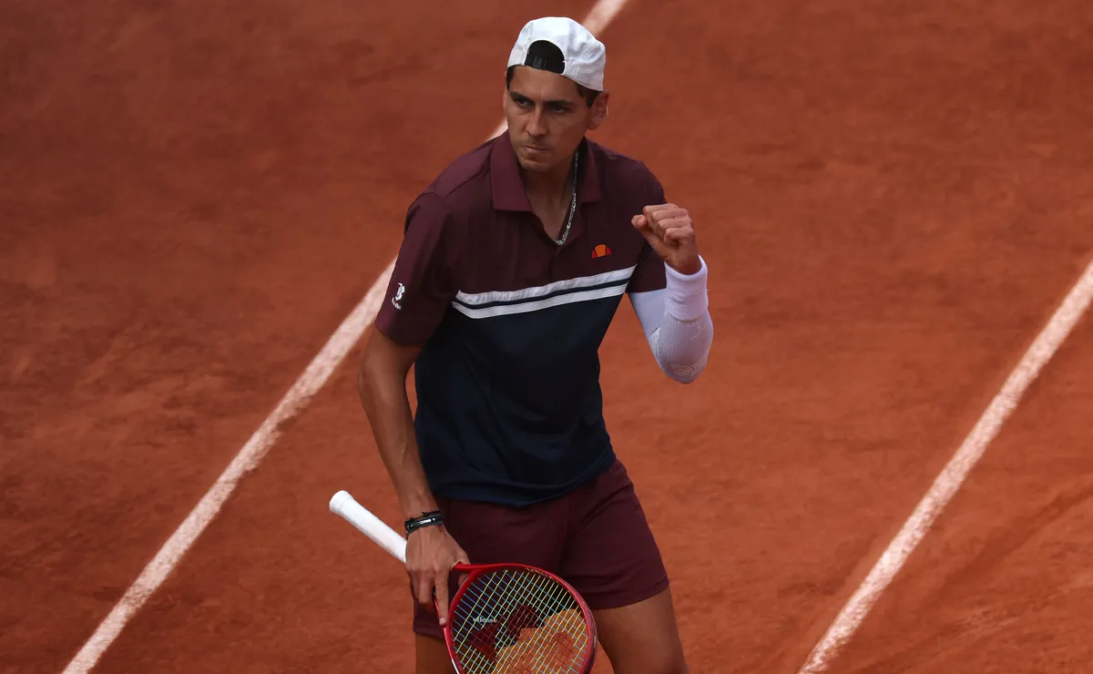 Alejandro Tabilo sorprende con nuevo ranking tras vencer a Moise Kouamé en Roland Garros Alejandro Tabilo sorprende con nuevo ranking tras vencer a Moise Kouamé en Roland Garros