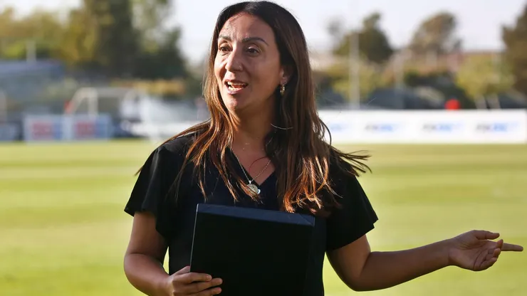 Cecilia Pérez anuncia novedades por futuro estadio de la U.