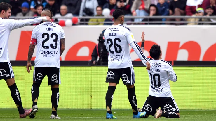 Lautaro Pastrán celebrando su gol en Colo Colo.