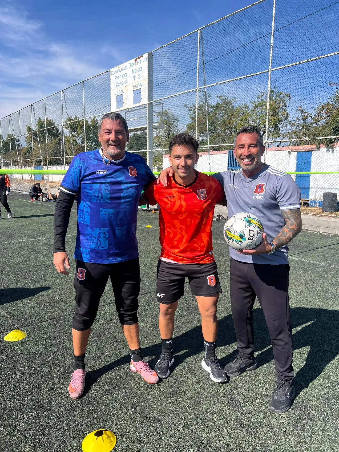 Rodrigo Pérez (a la derecha) en el equipo / Foto: Deportes Rancagua