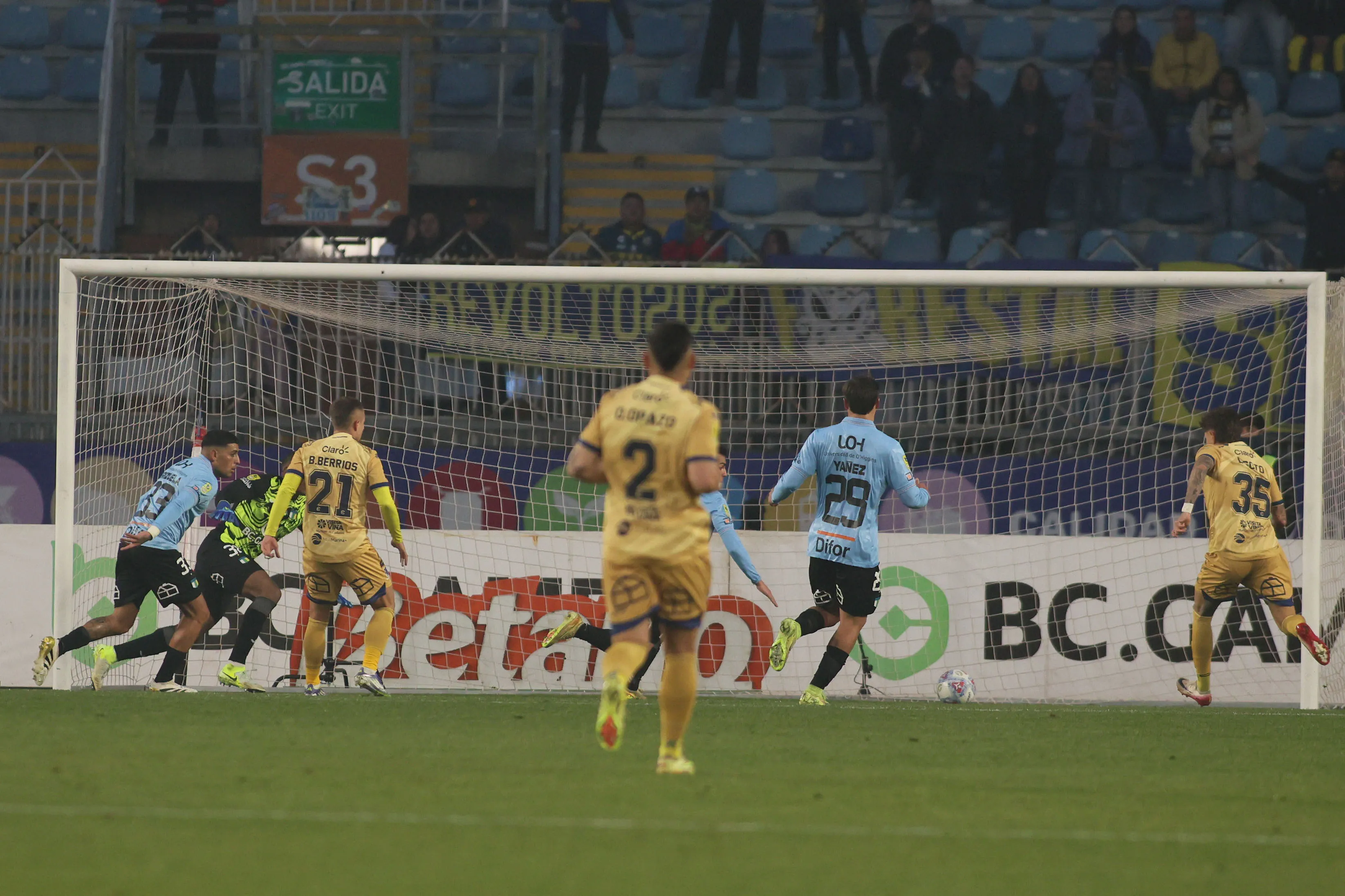 Lucas Soto anotó prácticamente con el arco desguarnecido. (Jorge Loyola/Photosport).