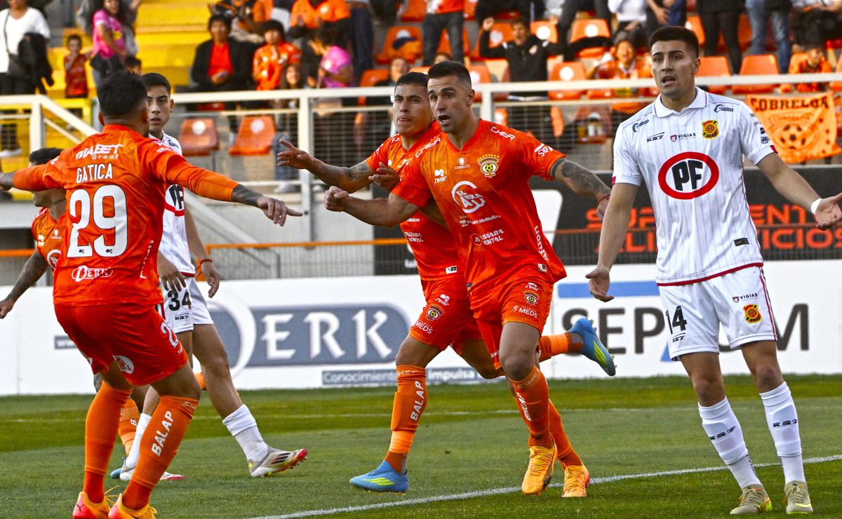 Tabla Primera B: Cobreloa es el exclusivo líder y hunde al Rangers de Ivo Basay