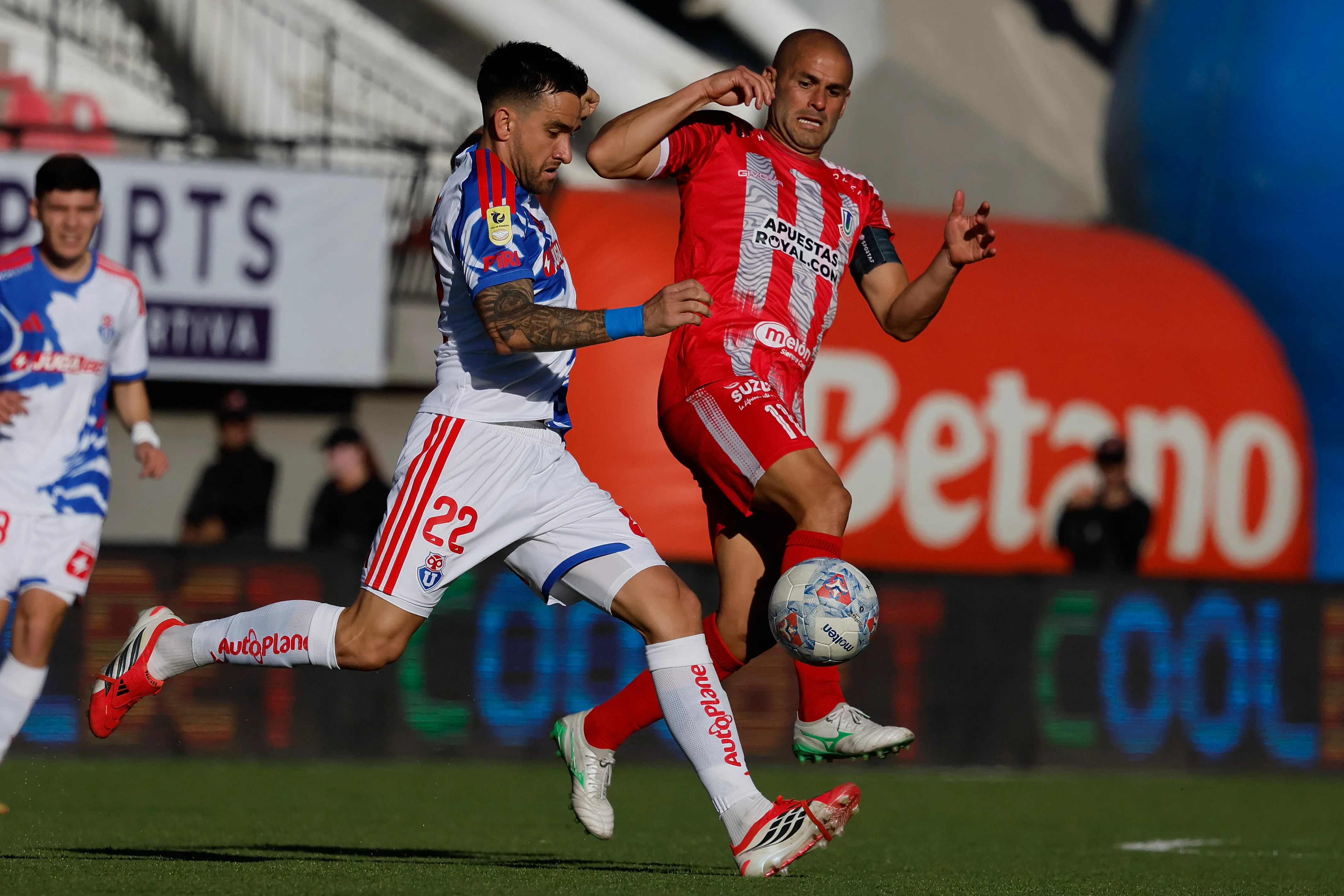 Universidad de Chile quedó al borde de la eliminación en la Copa de la Liga tras caer ante La Calera. | Foto: Photosport.