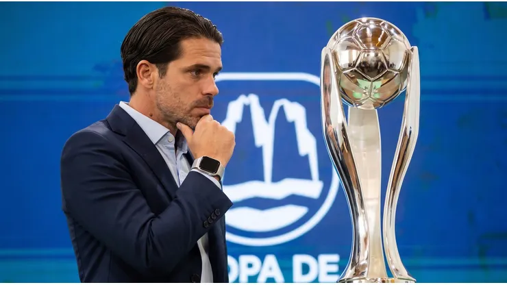 Gago necesita casi de un milagro para seguir vivo en la Copa de la Liga.