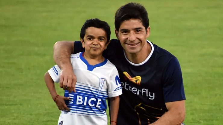 El humorista es declarado hincha de la UC.