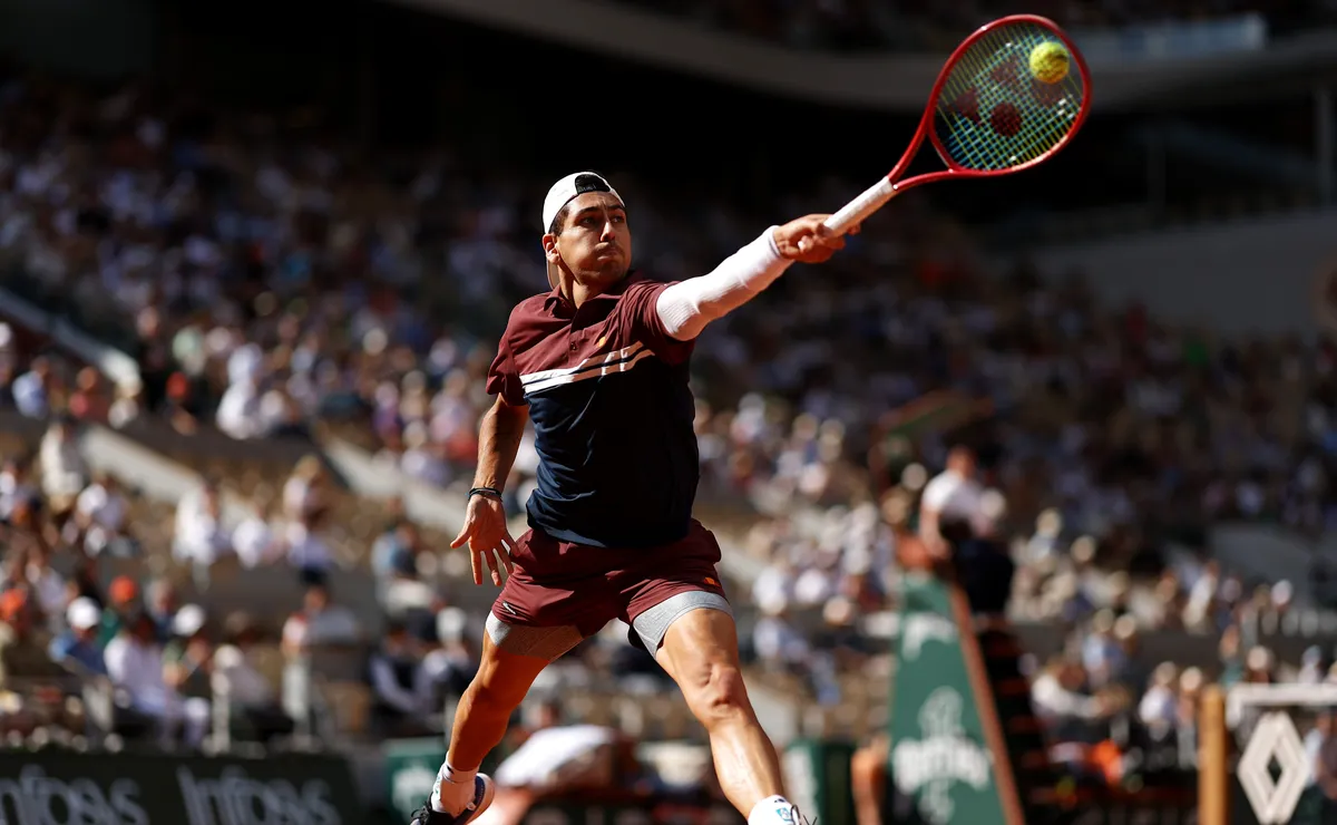 Alejandro Tabilo destaca en Roland Garros