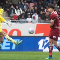 Claudio Bravo le canta la verdad a Maureira en Colo Colo