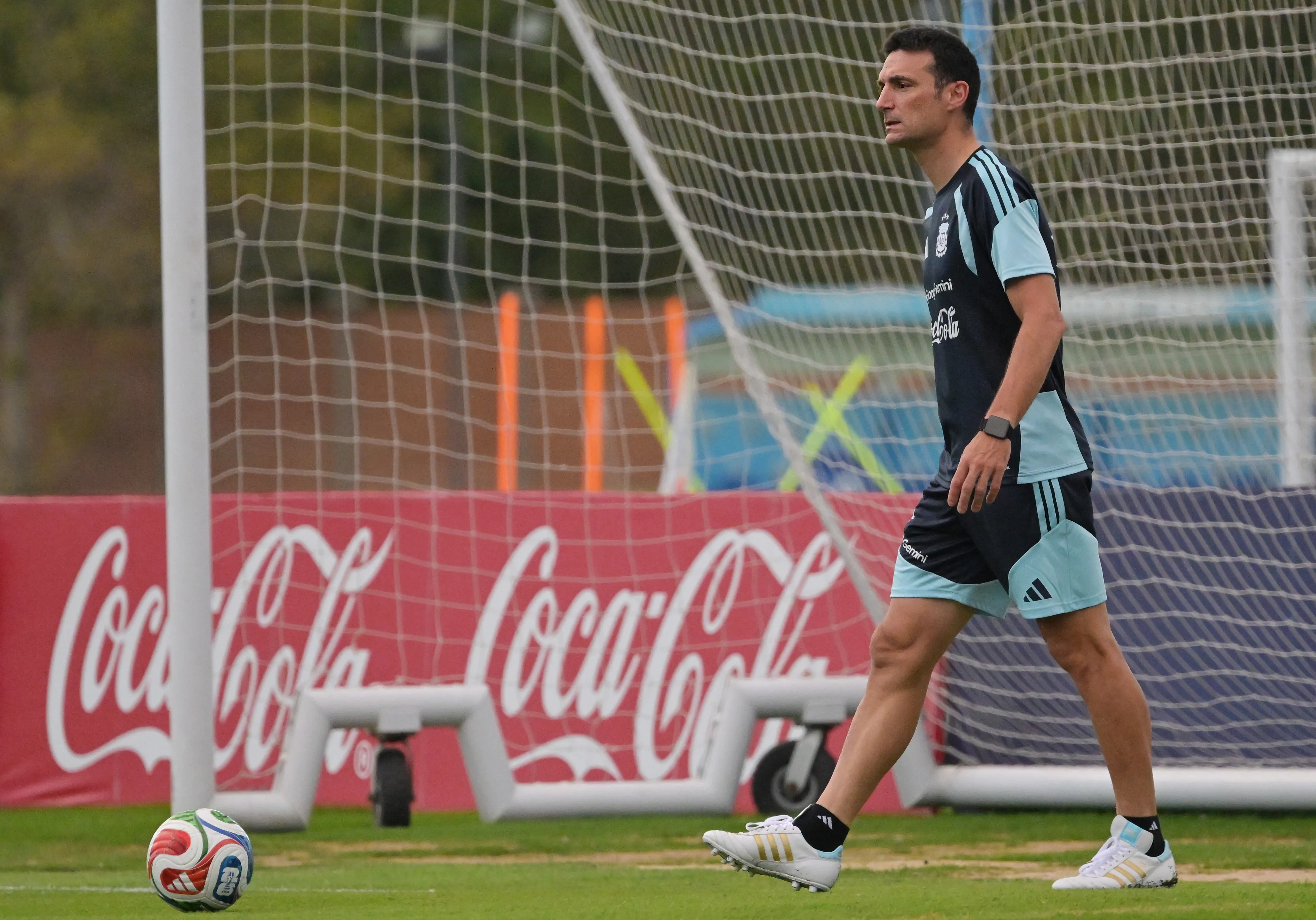 Lionel Scaloni prepara el debut de Argentina en el Mundial. (Photo by Marcelo Endelli/Getty Images)