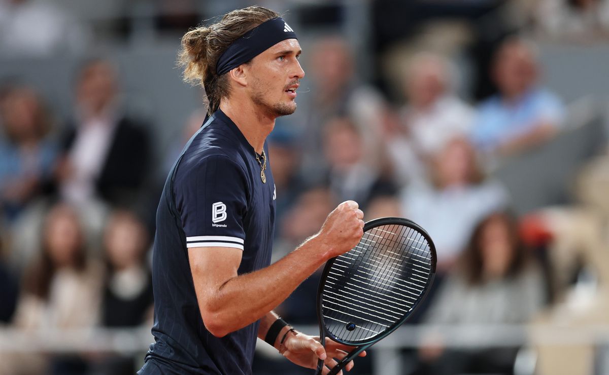 Zverev gana un partido duro ante Rafael Jódar y queda a dos pasos de la gloria en Roland Garros
