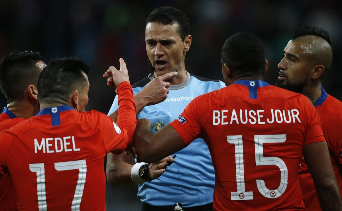 Wilmar Roldán firma la paz y se emociona al recordar a la selección chilena: “Fue lo máximo de mi carrera”