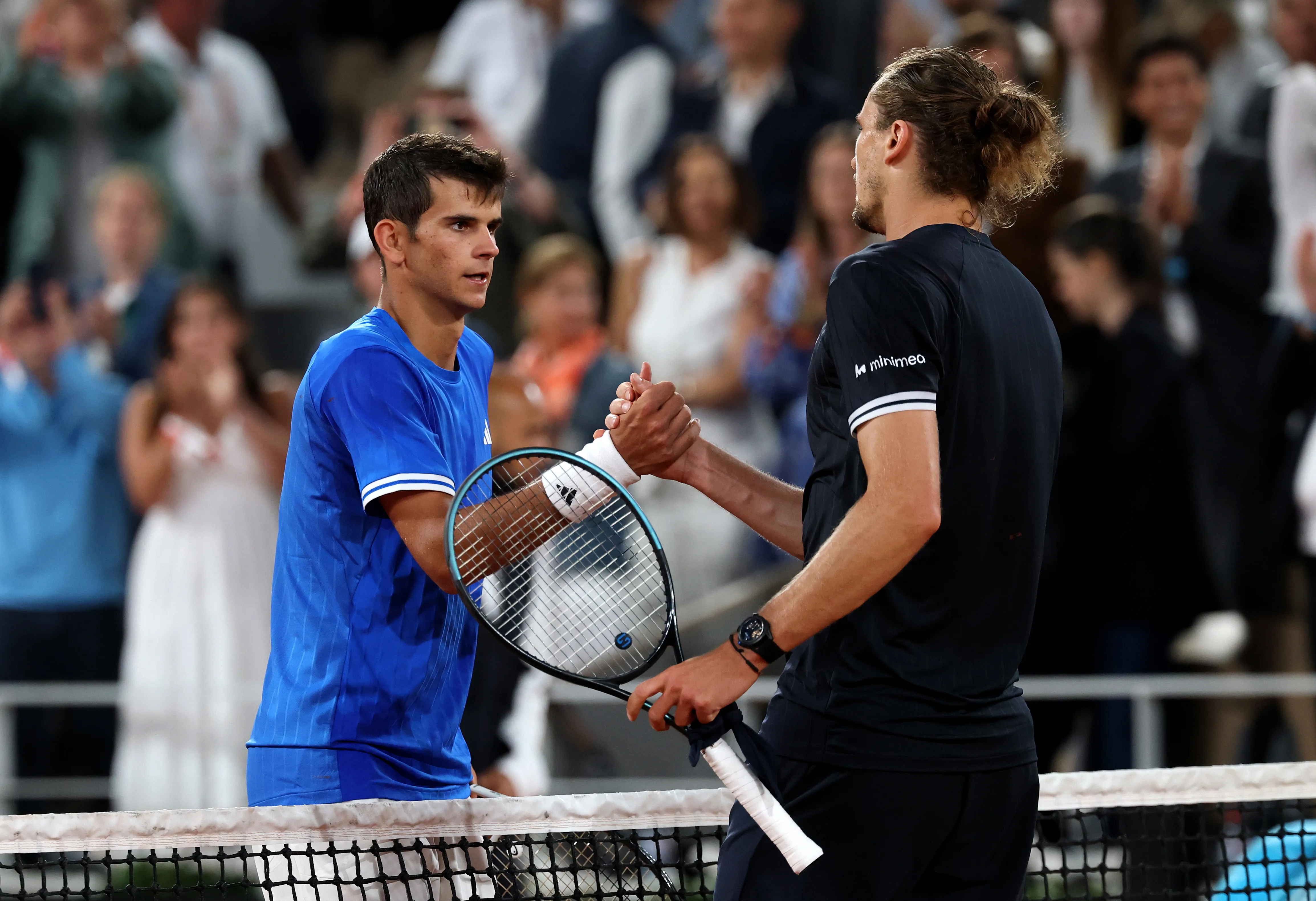 Alexander Zverev derrotó a Rafael Jódar en París. (Photo by Matthew Stockman/Getty Images)