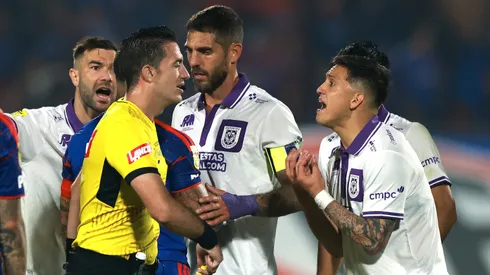 Diego Carrasco fue expulsado ante la U.
