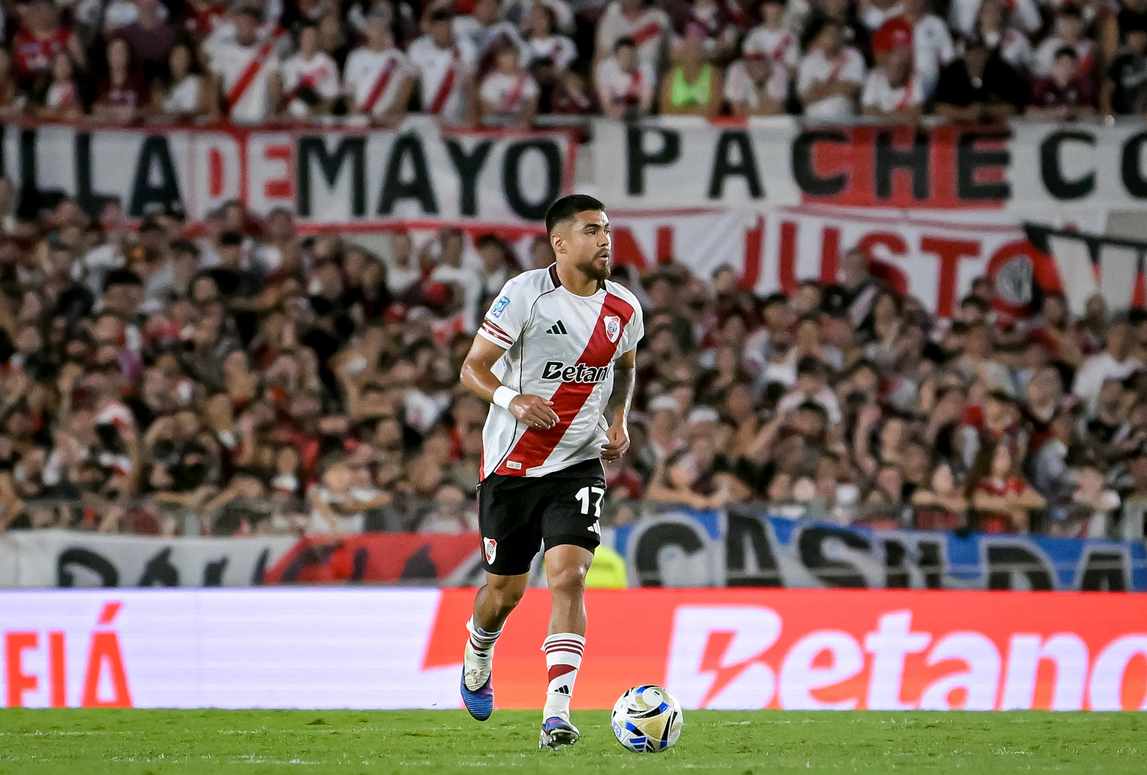 Paulo Diaz perdió protagonismo en River en la temporada 2026, donde ya buscaron su salidaen el verano. (Photo by Marcelo Endelli/Getty Images)
