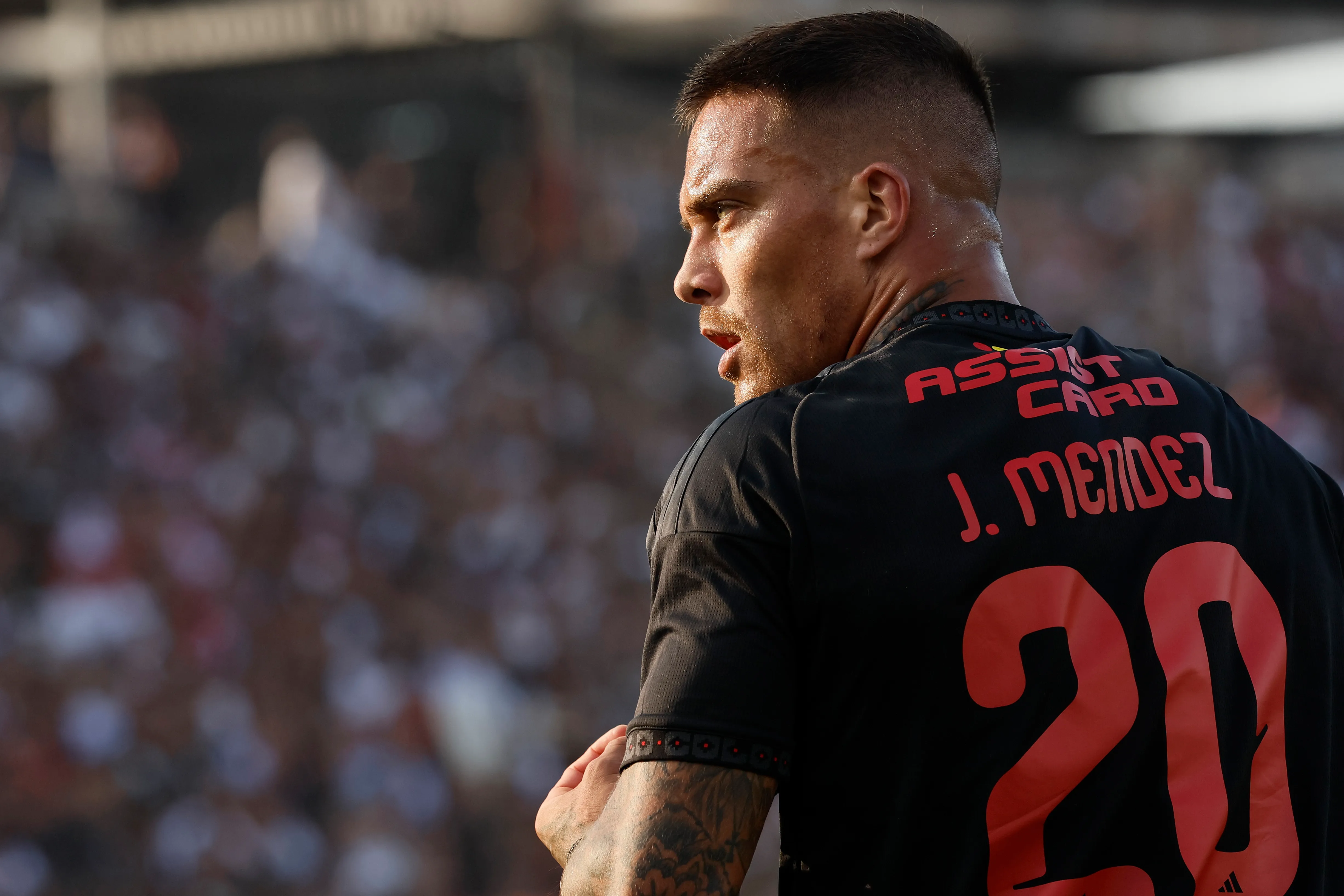 Javier Méndez vuelve a la titularidad en la formación de Colo Colo. Foto: Photosport.