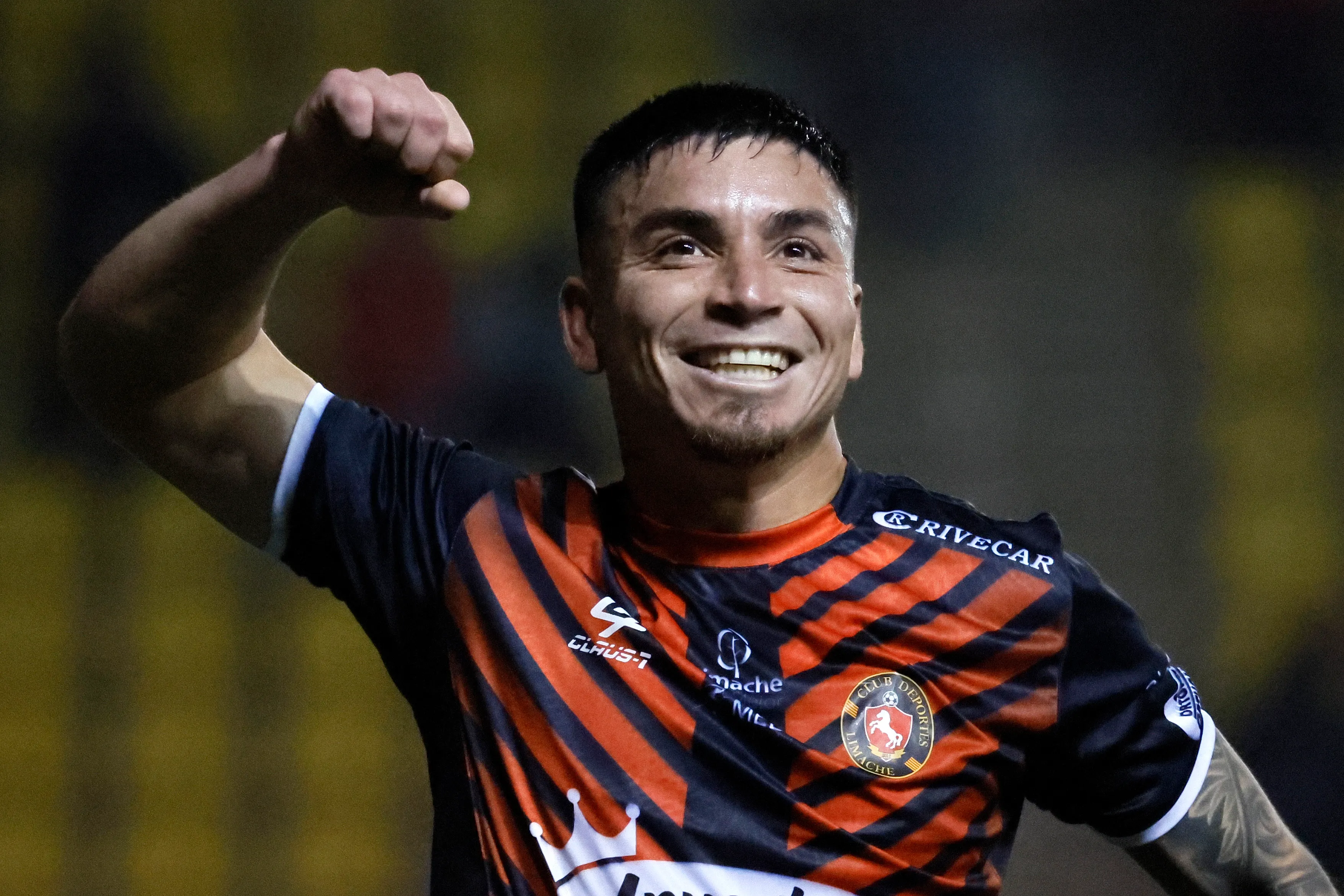 Daniel Castro suma ocho goles y cinco asistencias en 13 partidos ligueros por Deportes Limache en 2026. (Andrés Piña/Photosport).