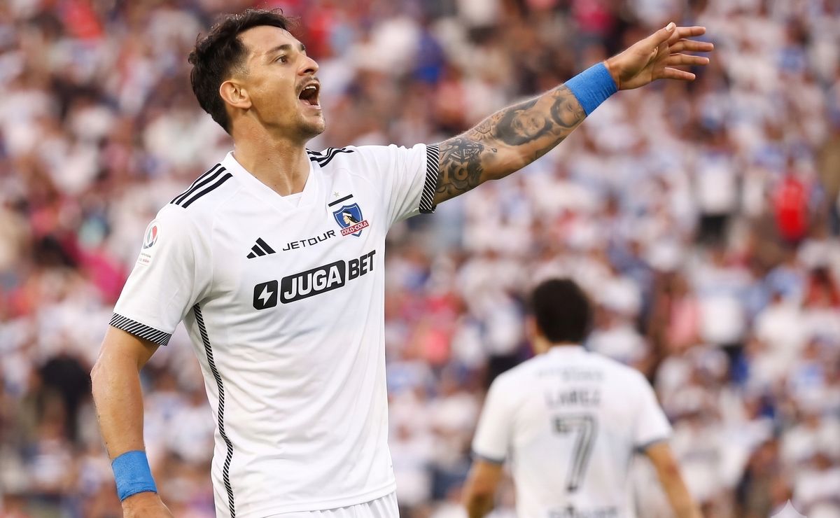 Fernando Zampedri pudo jugar en Colo Colo: pareja confirma contactos para quitárselo a Católica