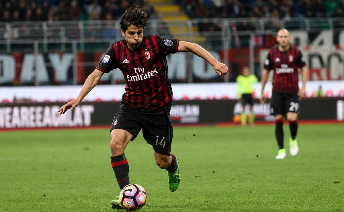 Pinilla recuerda tremenda anécdota de Mati Fernández: “Estábamos en un avión y avisó que se iba al Milan”