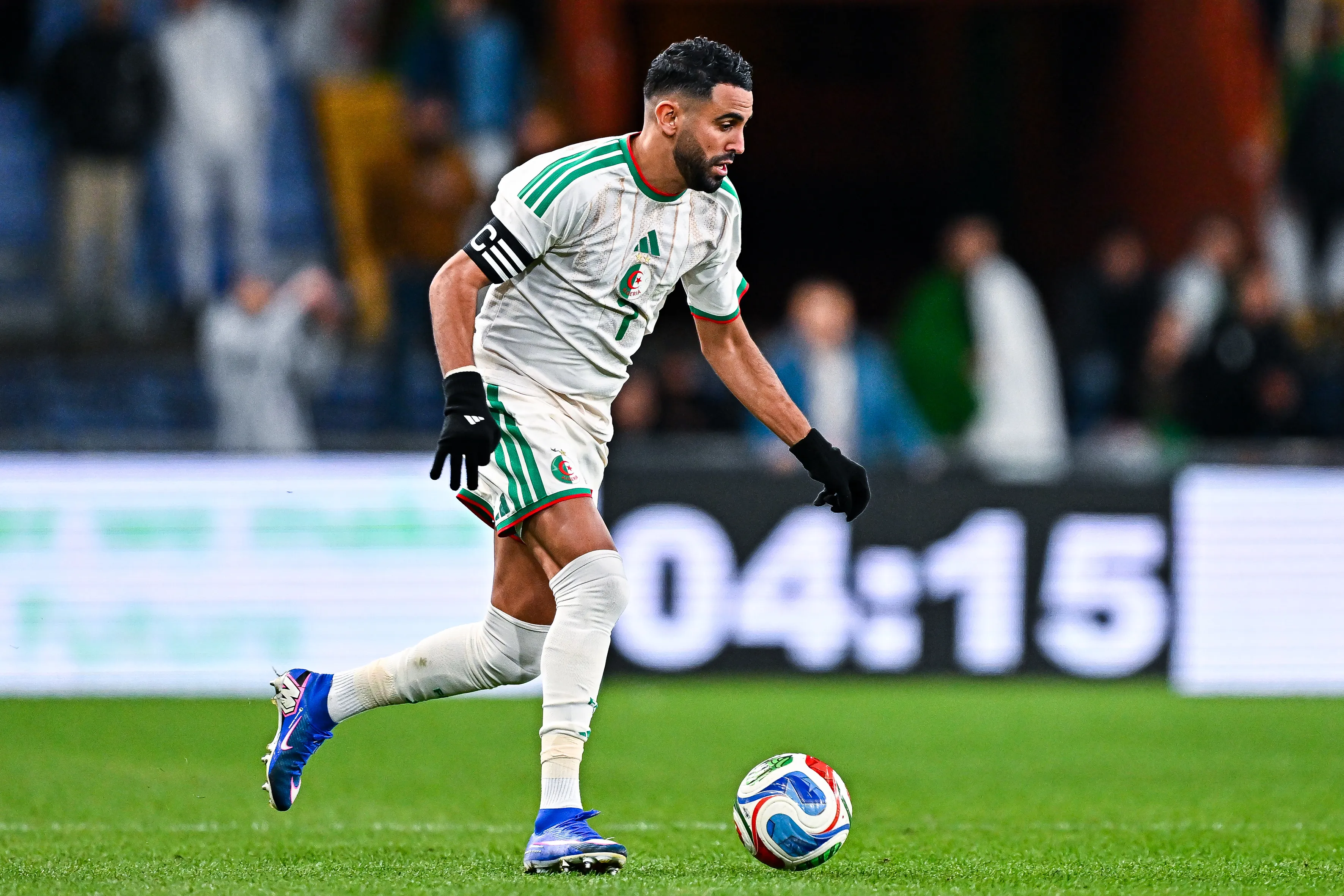 Mahrez quiere echarse el equipo al hombro | Getty Images