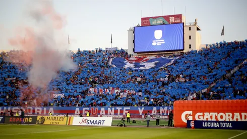 La Casa de Estudios aprieta a Azul Azul con el contrato.
