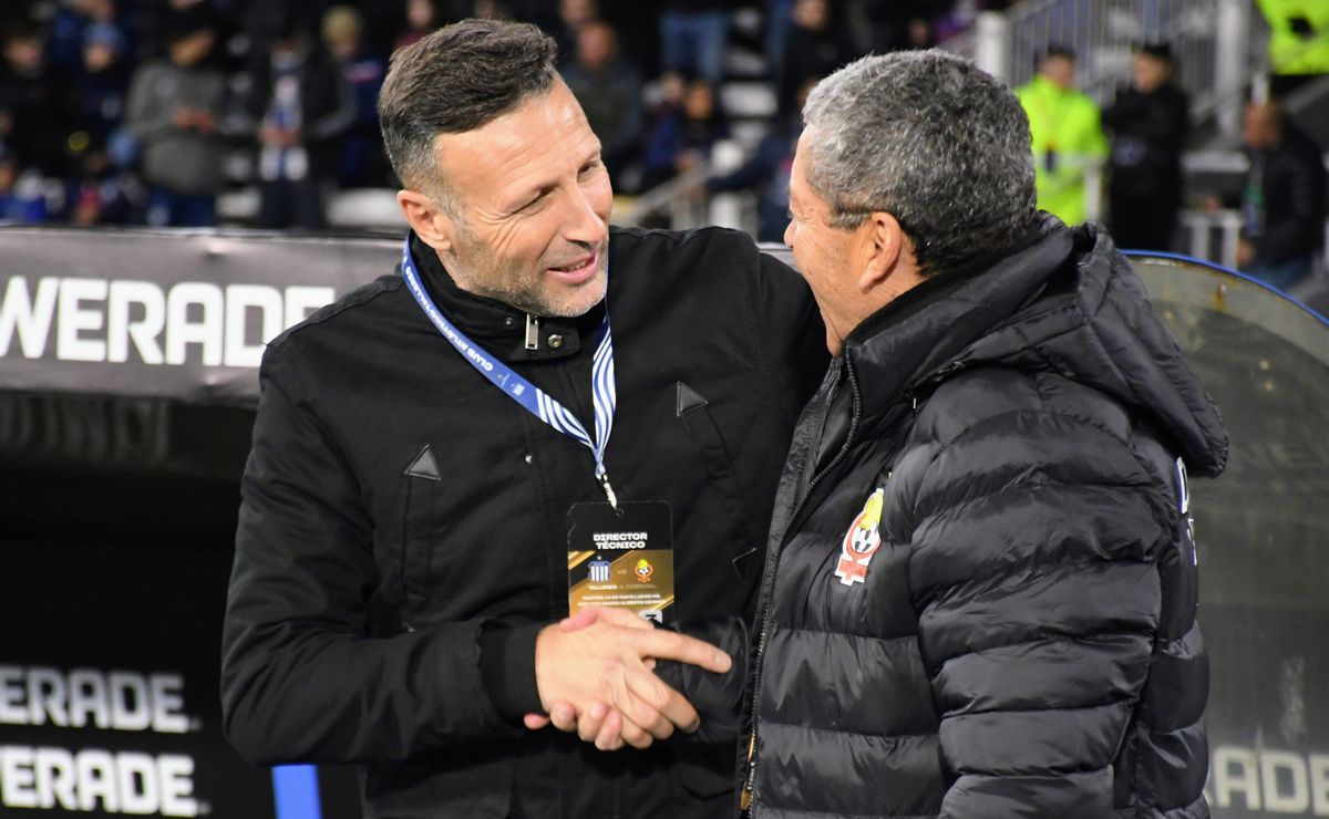 DT de Everton marca la diferencia entre el fútbol de Chile y Argentina: “Acá se presiona menos, dan más tiempo”