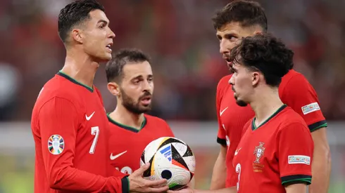 Portugal tendrá importantes bajas para enfrentar a Chile.