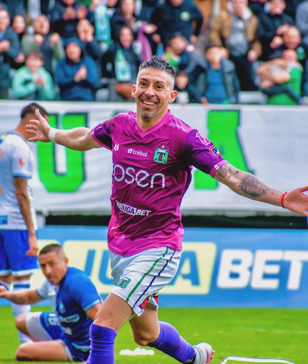 Felipe Reynero buscará club para seguir marcando goles.