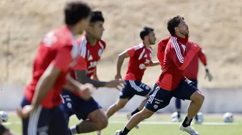La Roja se entrena en Europa.