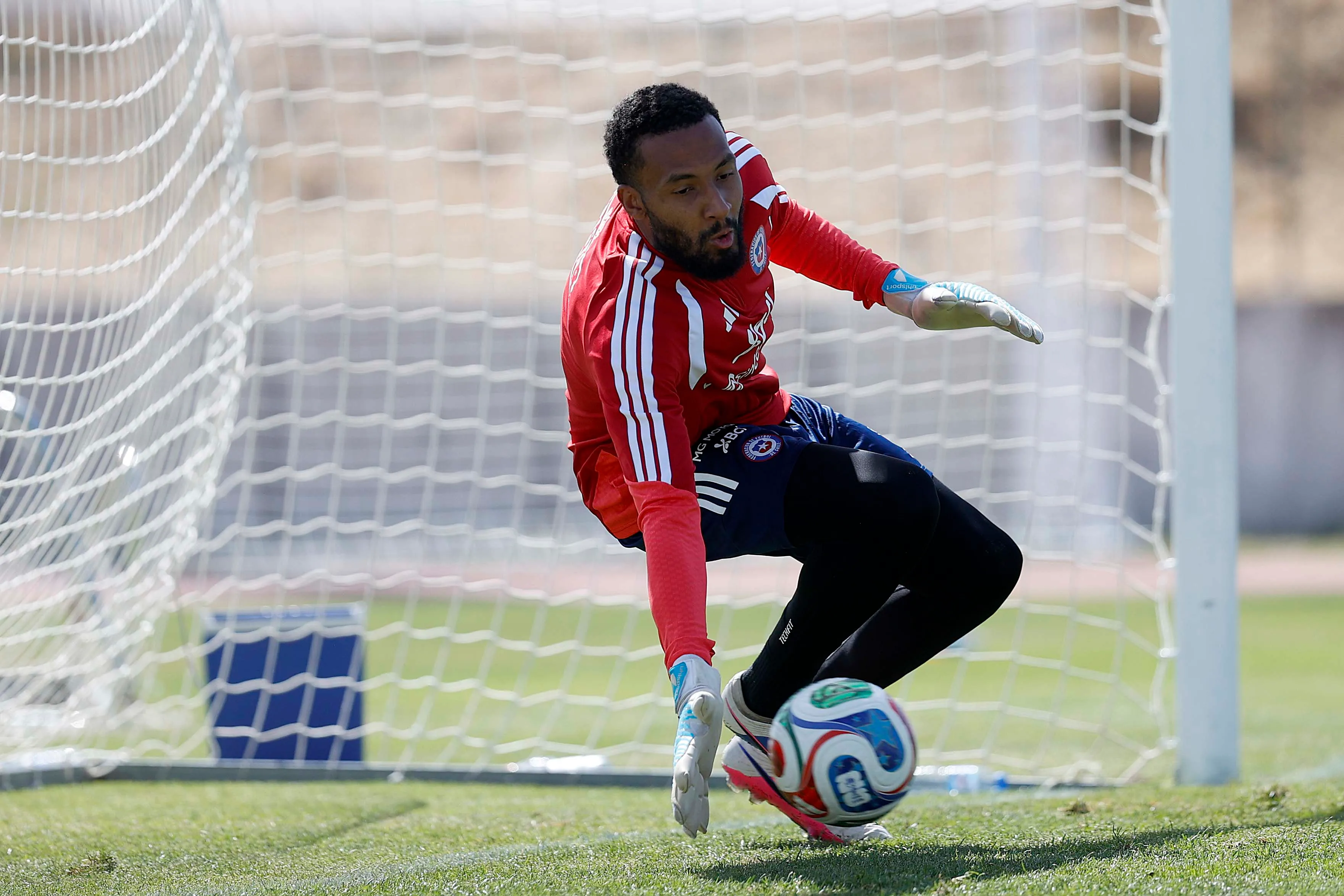 Lawrence Vigouroux se perfila como el titular en el arco de Chile. Foto: Carlos Parra – Comunicaciones FFCh
