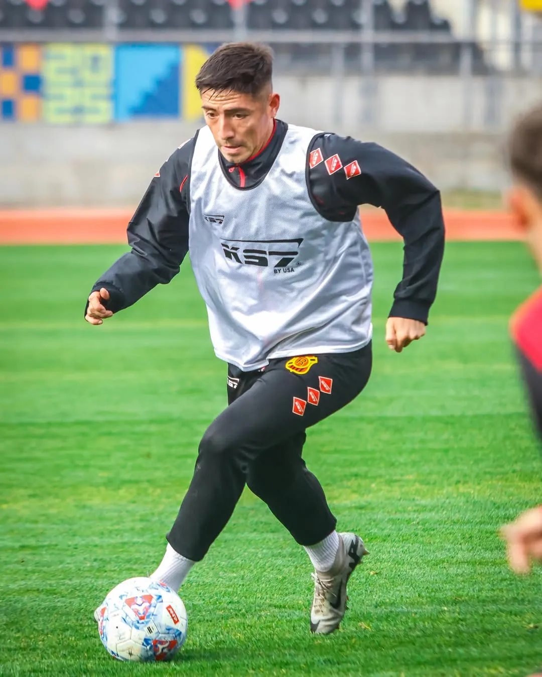 Iván Rozas ya está entrenando con Rangers y cuenta los días para debutar por el rojinegro.